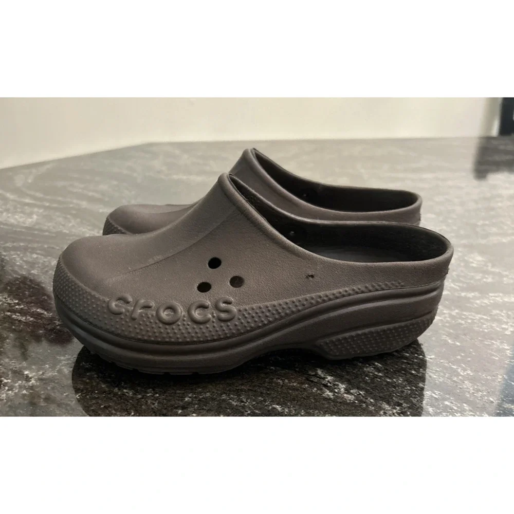 CROCS Shoes Slip On Clog Kids Sz J1 Brown Casual Sandal Rubber